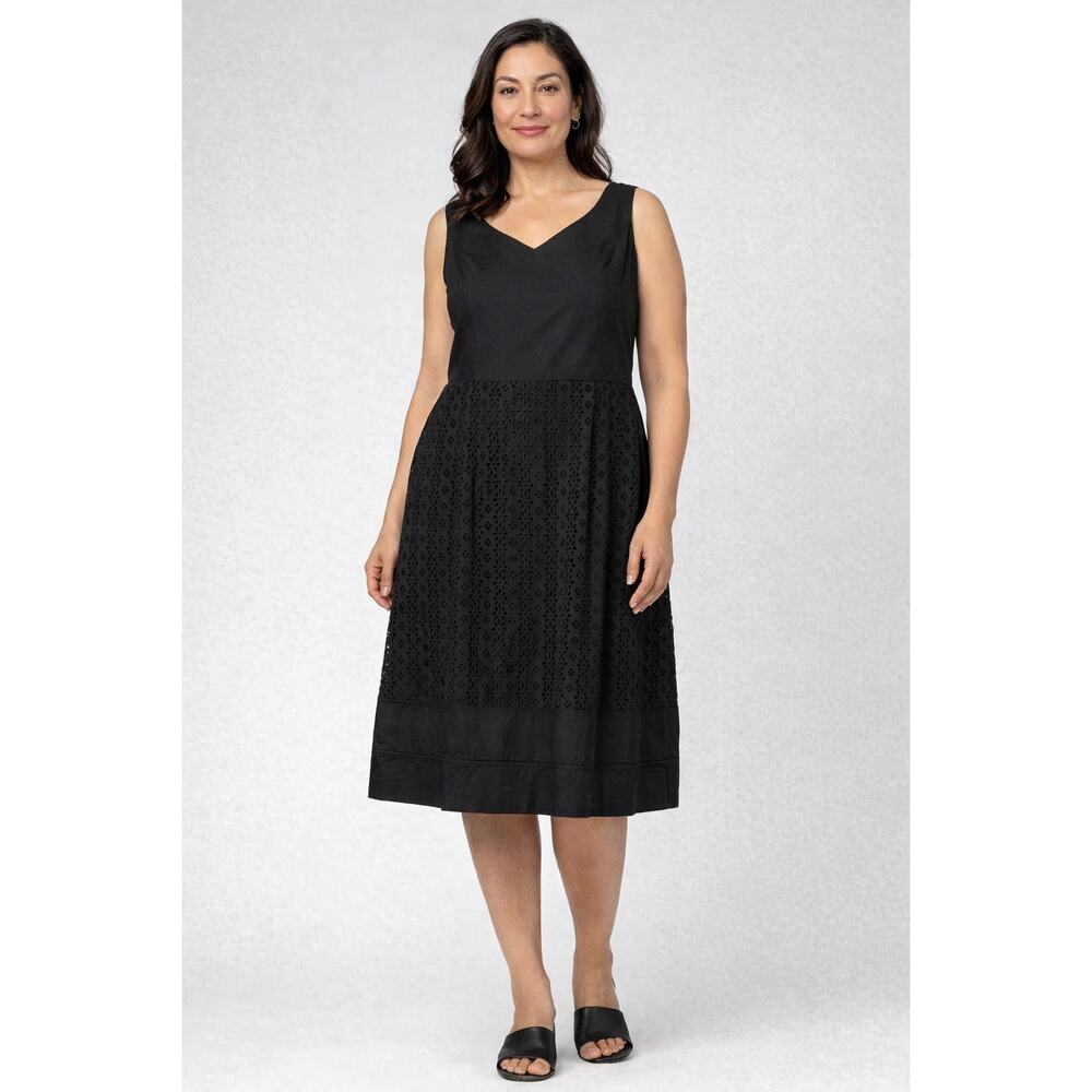 Oscar by Oscar de la Renta Petite 16P Black Cotton Eyelet Sleeveless Dress‎ LBD